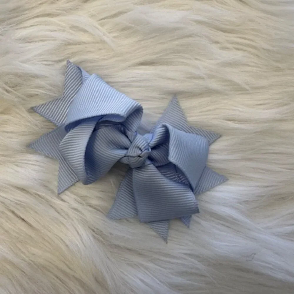 Bundle (3) of 4